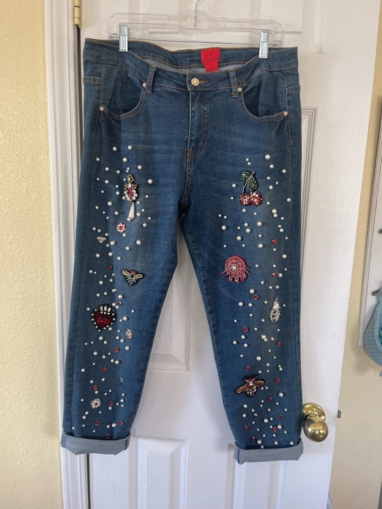 V Cristina Embellished Blue Jeans - Picture 3 of 10